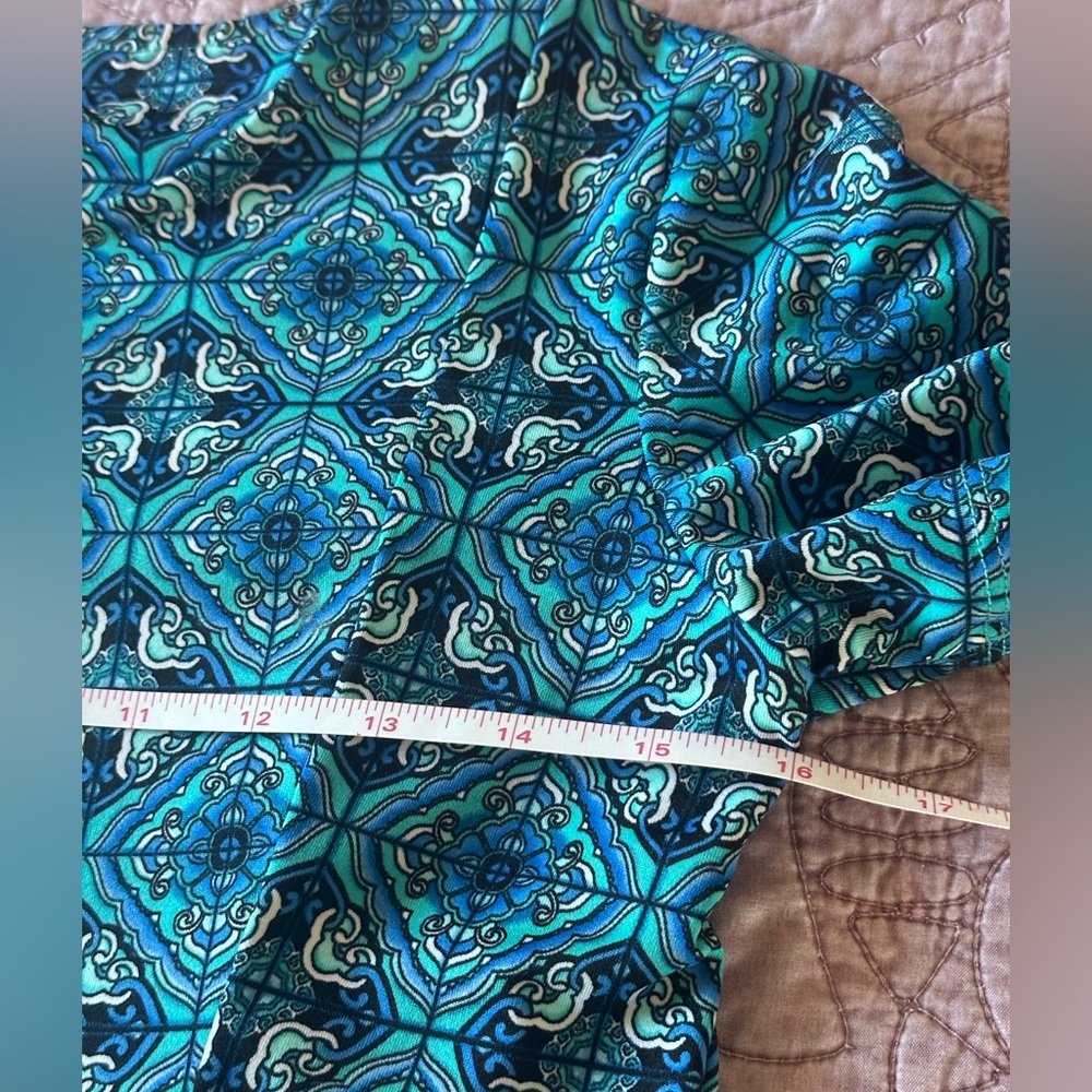 XS peplum pattern top - Picture 9 of 14
